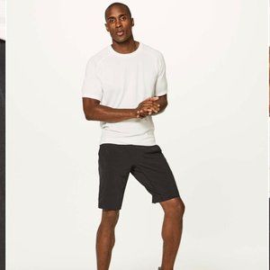 Mens Lululemon T.H.E. Short Linerless 11" -size medium- color Iron Blue